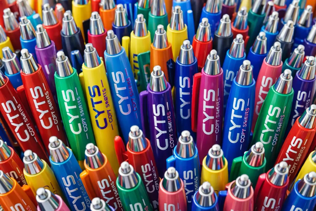 Bolígrafos personalizados con logo para merchandising de empresa